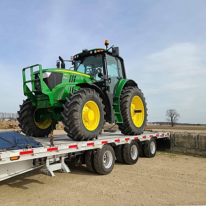 The main type of carrier on the road is the open auto transport carrier, which is the most widely seen and is considered to be the standard method of shipping a vehicle. Open carriers can handle most personal vehicles on the road; that is, they can fit most cars, sport utility vehicles and pickup trucks, as well as cargo and mini vans. Because of their versatility, most auto shipping companies, including the vast majority of independent owner-operators on the road, operate open car shipping trucks. With many being able to hold upwards of ten vehicles at a time, maximizing the amount of money they make on a route with an open transport truck is much easier than with other types of haulers. This generally leads to the lowest prices in the industry.​